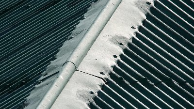 銹轉(zhuǎn)化劑在金屬屋面除銹上真的管用嗎？青島恩澤化工CP10告訴您